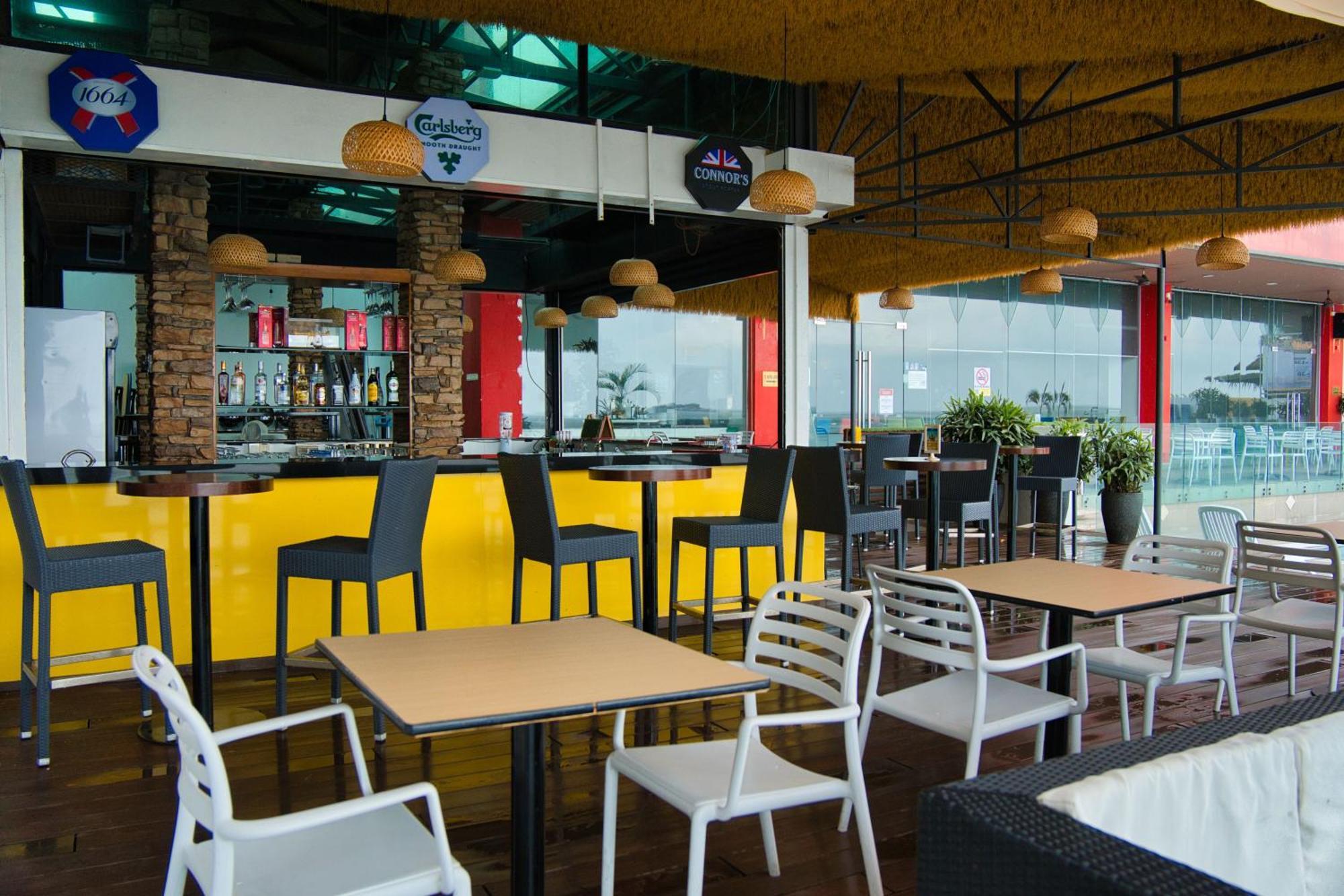 Hotel Sentral Seaview @ ​Beachfront Tanjung Bungah  Exterior photo