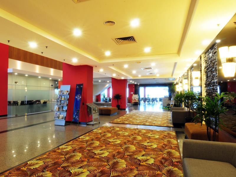 Hotel Sentral Seaview @ ​Beachfront Tanjung Bungah  Exterior photo